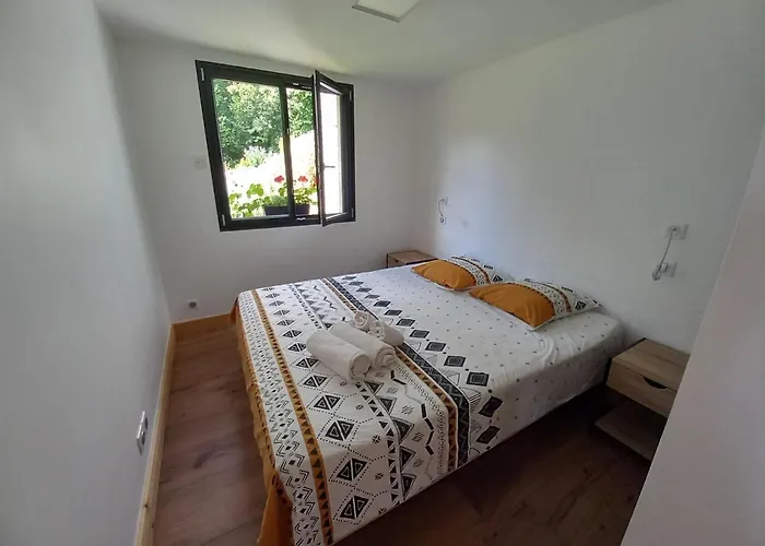 Appartement En Rez De Jardin
